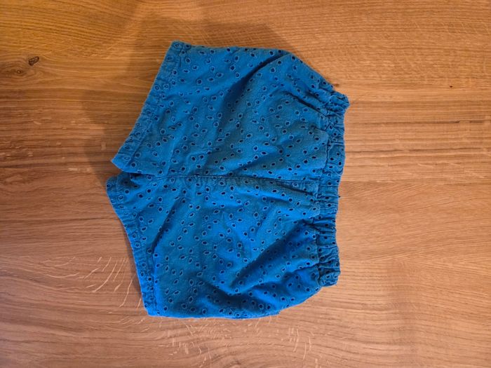 Short Petit Bateau 24 mois - photo numéro 3