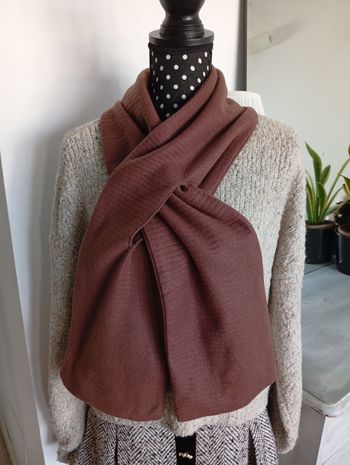 Écharpe chaude couleur Brun