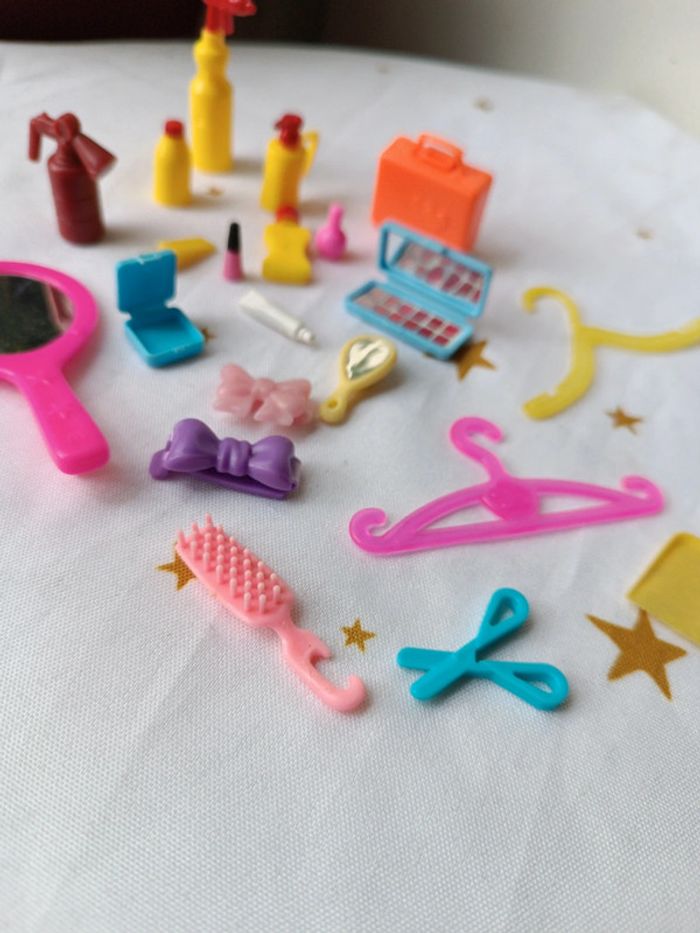 Accessoires accessories coiffeuse coiffeur make-up maquillage barbie mannequin palette vernis beauté - photo numéro 7