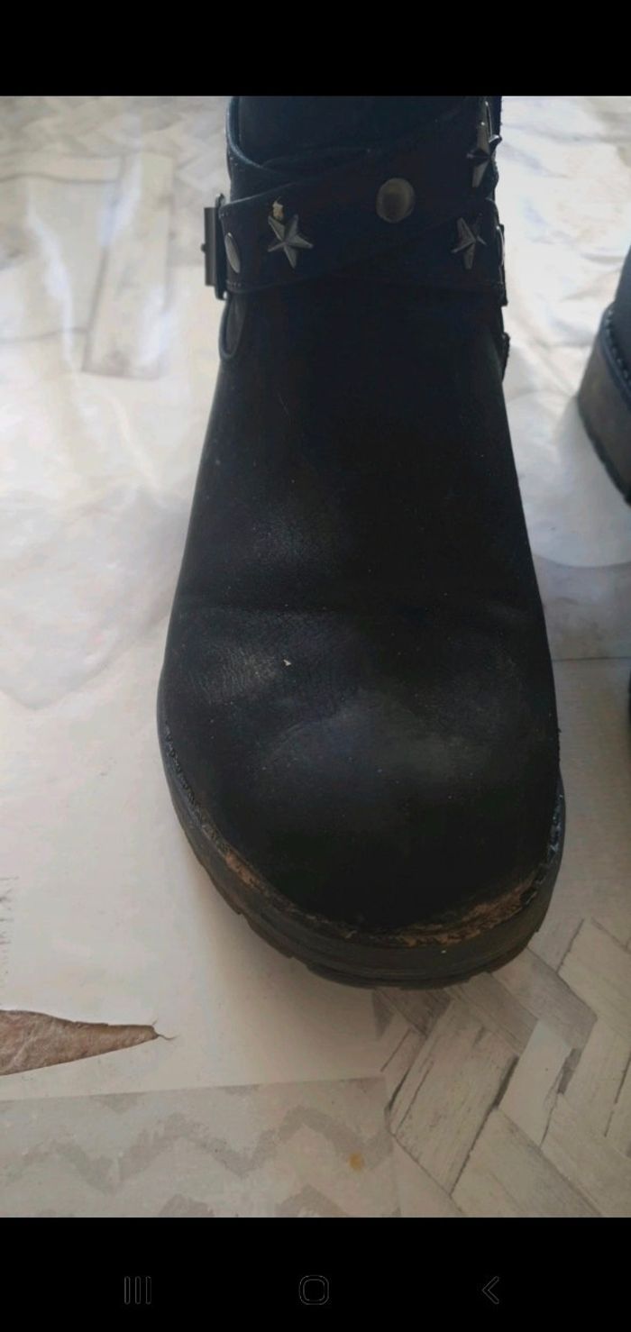 Bottes taille 35 - photo numéro 2