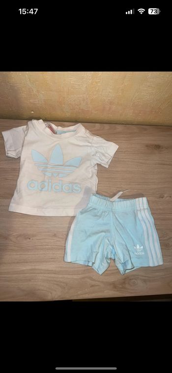 Ensemble bleu adidas
