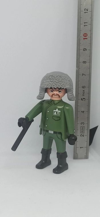 Homme garde de sécurité russe du film playmobil