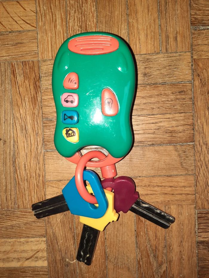 Lot de 4 jouets: clés + Bonus: Clés Teletubbies