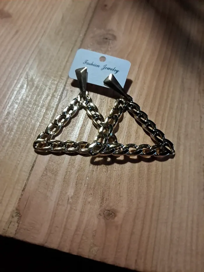 Boucle d'oreille - photo numéro 2
