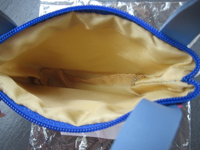 Porte-monnaie en forme de sac à main Stitch neuf - photo numéro 2
