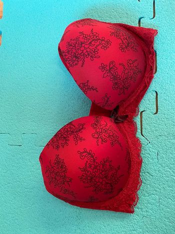 Soutien gorge rouge Bruno Banani 90 D
