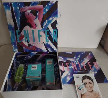 JENIFER NOUVELLE PAGE LE COFFRET BEAUTY BOX LUXE EDITION LIMITEE