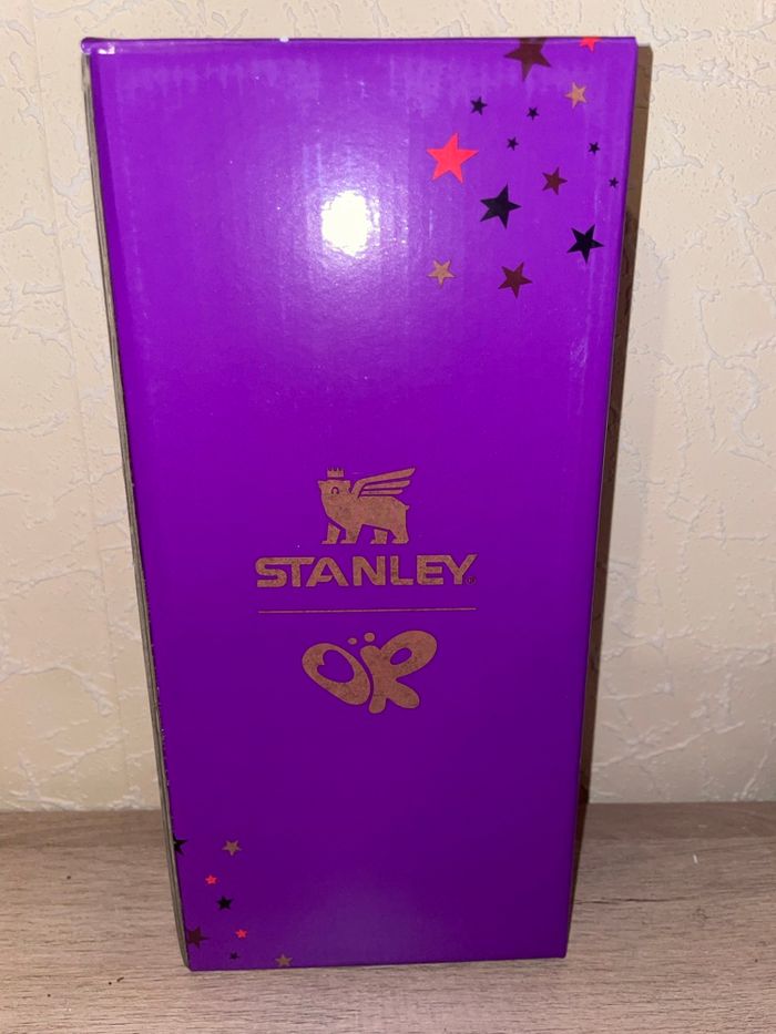 Gourde Stanley x Olivia Rodrigo - photo numéro 5