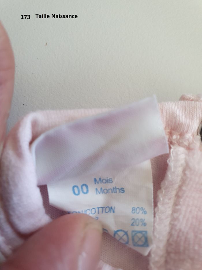 Pyjama rose en velour Taille Naissance - photo numéro 3