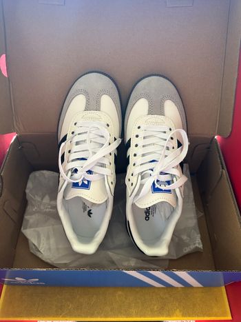 Baskets Adidas taille 37