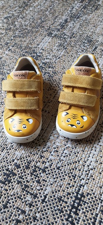 Tennis Geox taille 24