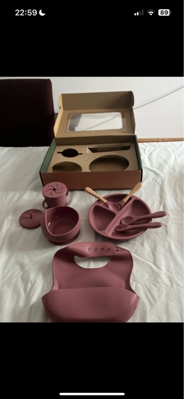 Set de repas en silicone rose pour enfant 10 pièces