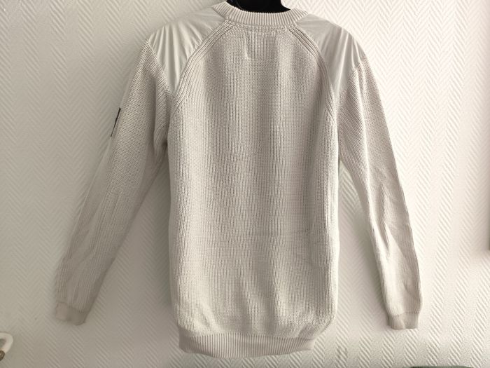 Pull de la marque Peak Performance taille L. Comme neuf. - photo numéro 2