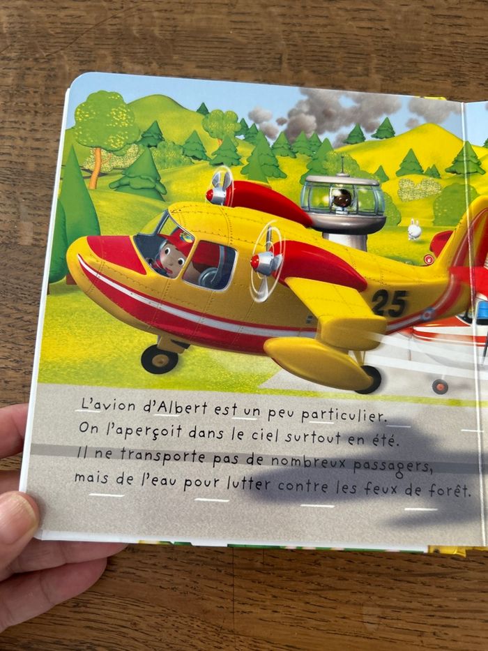 Lot de 2 livres : Le métro d’Enzo, Le Canadair d’Albert - photo numéro 6