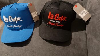 Lot de 2 Casquettes neuve Lee Cooper
