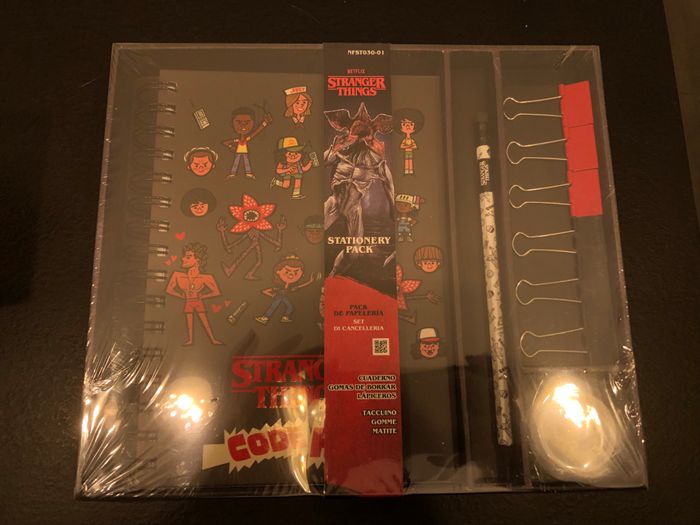 Kit de papeterie, Stranger Things