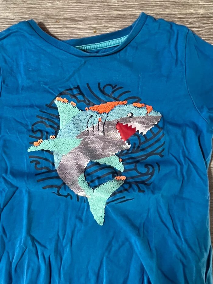 T shirt requin - photo numéro 2