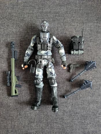 Figurine Fortnite gueule de métal