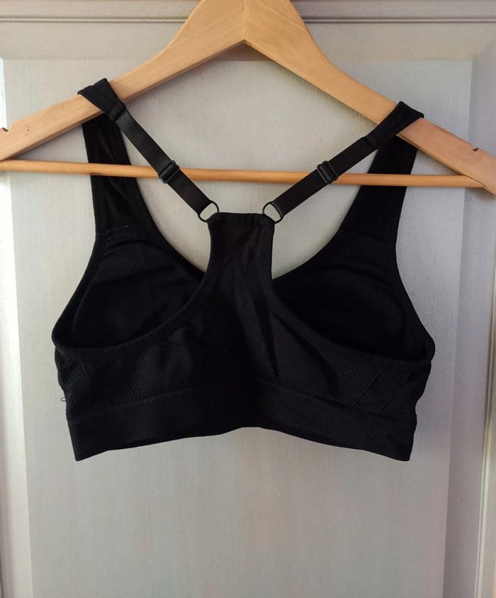 brassière de sport - photo numéro 2