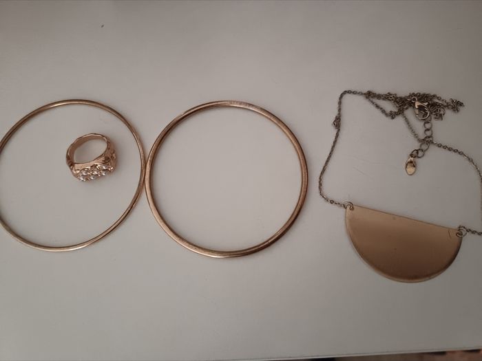 Petit lot bijoux fantaisies