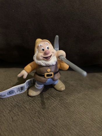 Figurine nain joyeux