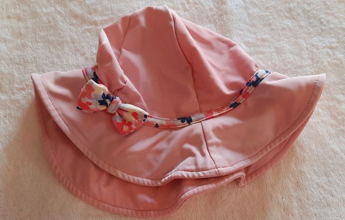 Short de bain avec chapeau assortie - photo numéro 4