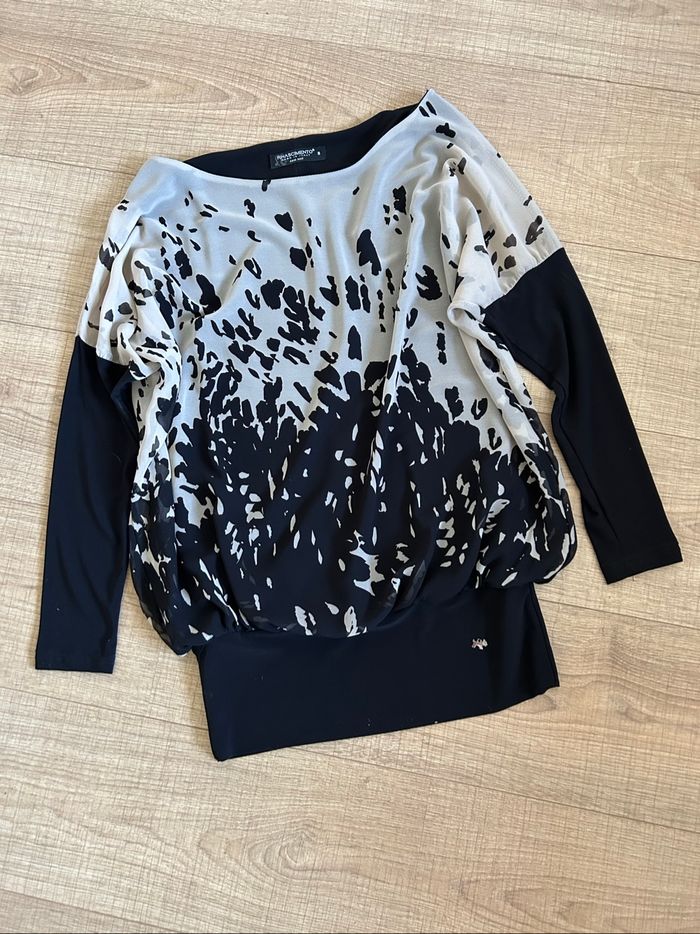 Blouse noire et beige à manches longues Rinascimento taille S TBE - photo numéro 7