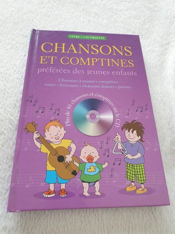 Livre et CD Chansons et comptines préférées des jeunes enfants