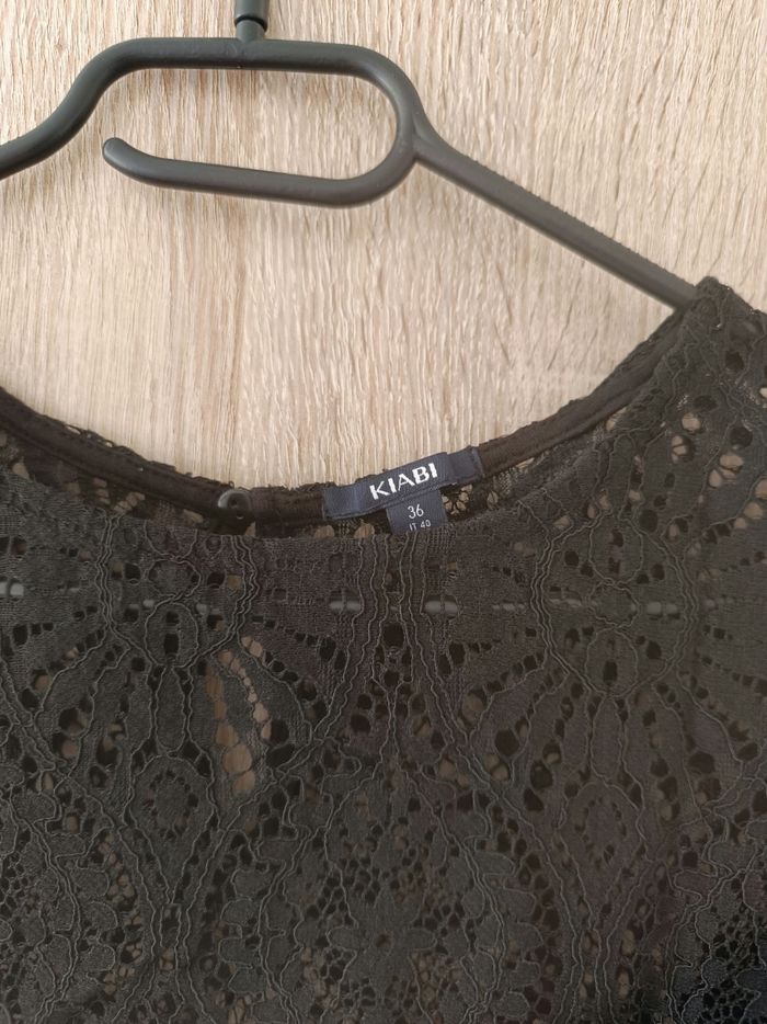 Haut dentelle - photo numéro 2