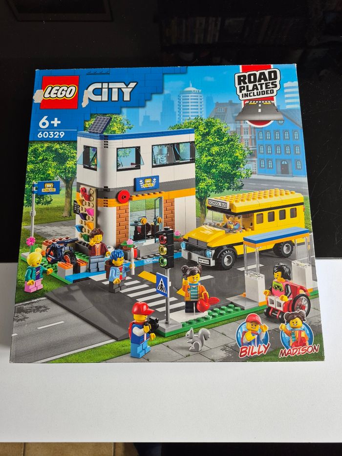 Lego 60329 Une journée  d’école NEUF ET SCELLÉ