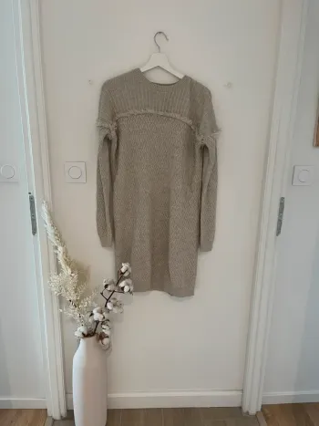 Robe, pull Bershka
