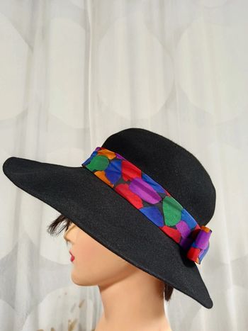 Louise Aguettant | Chapeau vintage élégant