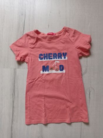 Tee-shirt marque tissaia taille 10 ans