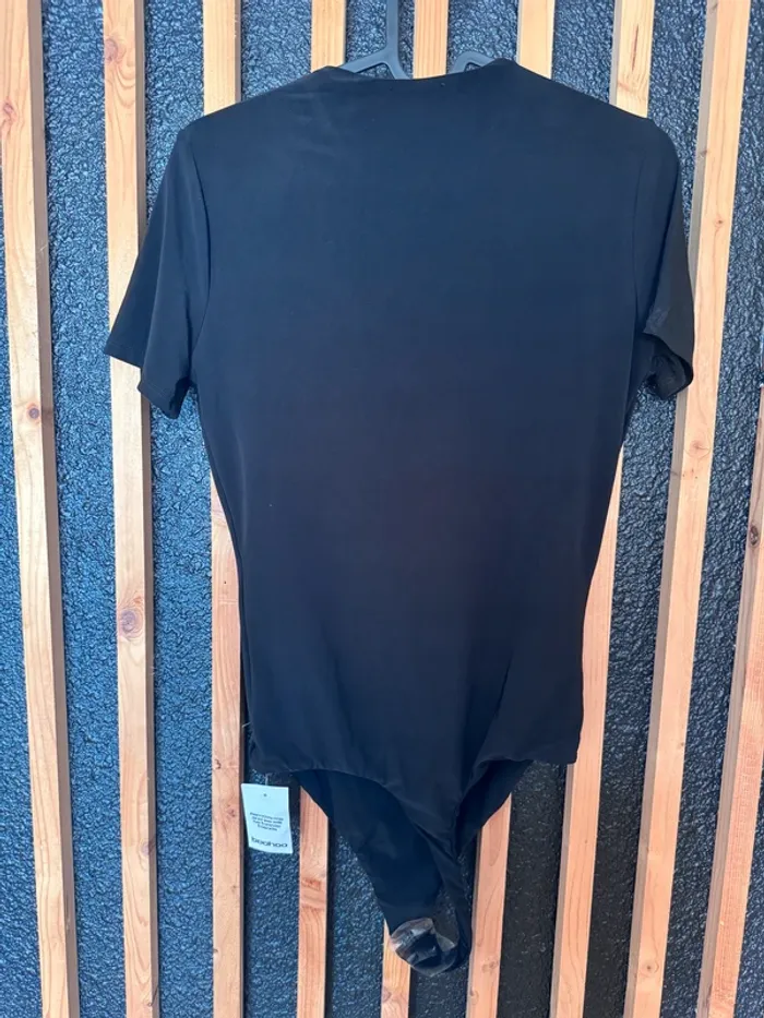 Body Noir à manches courtes Boohoo – Double couche – Taille 40 – Neuf avec étiquette - photo numéro 5