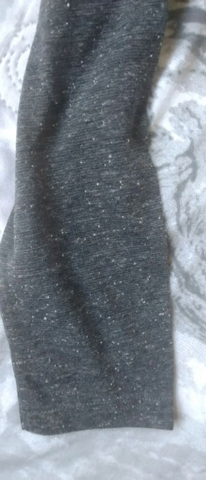 Tee shirt 2 en 1 imprimé gris et blanc neuf garçon xs kiabi - photo numéro 7