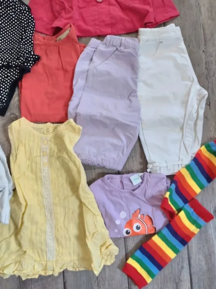 Gros lot de vêtements bébé fille 9 mois - photo numéro 4
