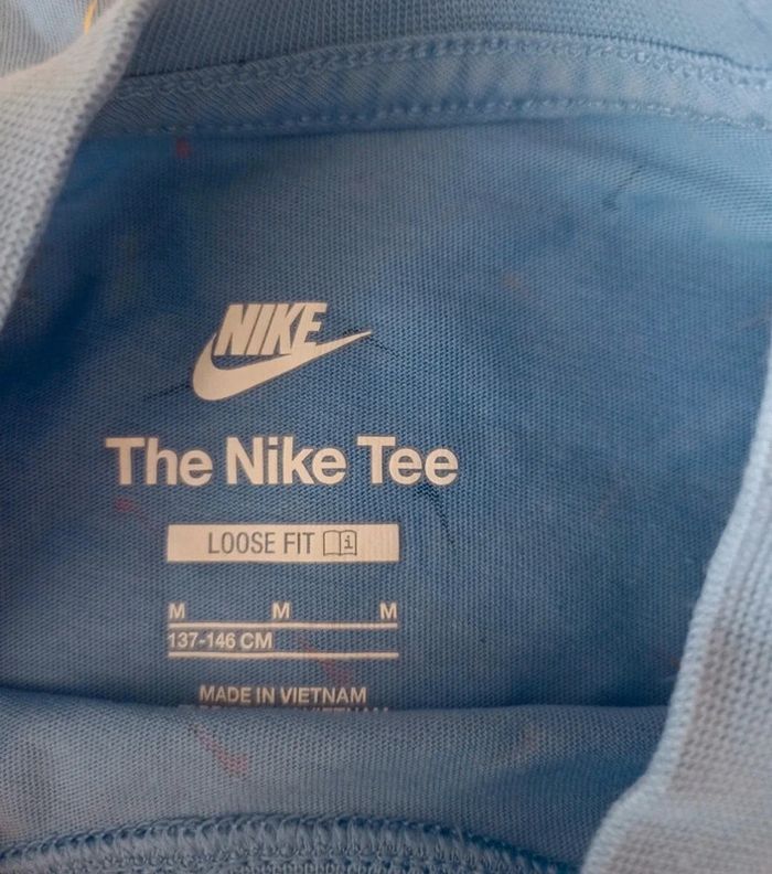 Tee shirt enfant fille Nike taille M ( 137/146cm - photo numéro 2