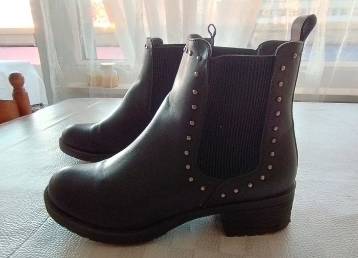 Bottines noires P40