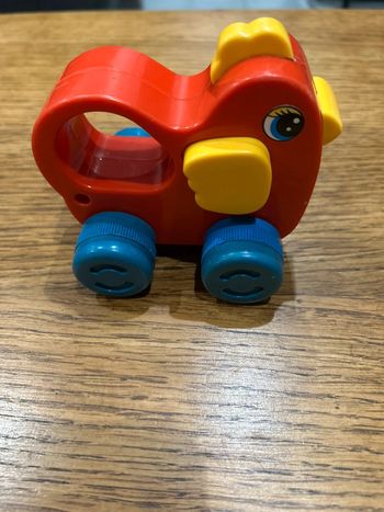 Jouer à rouler poule