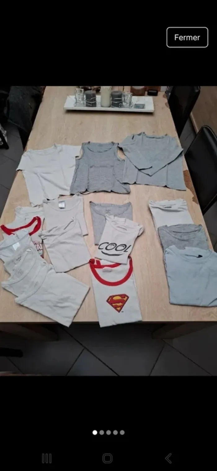 Lot de 19 maillot de Corps