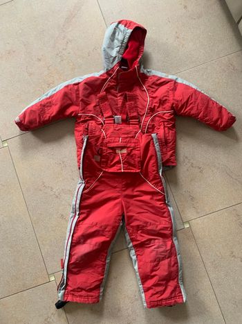 Ensemble pantalon et veste de ski 4 ans
