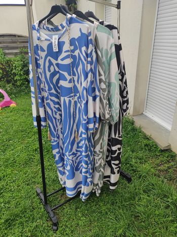 Robe longue effet satin