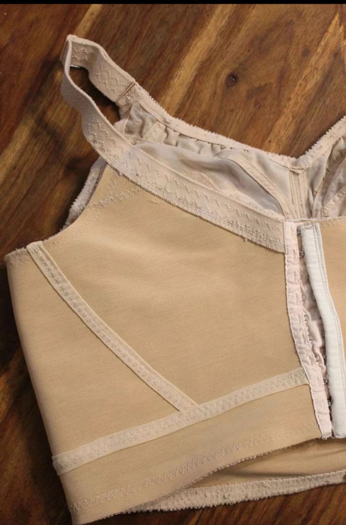 Soutien-Gorge haut - Chair - NEUF (2) - photo numéro 6