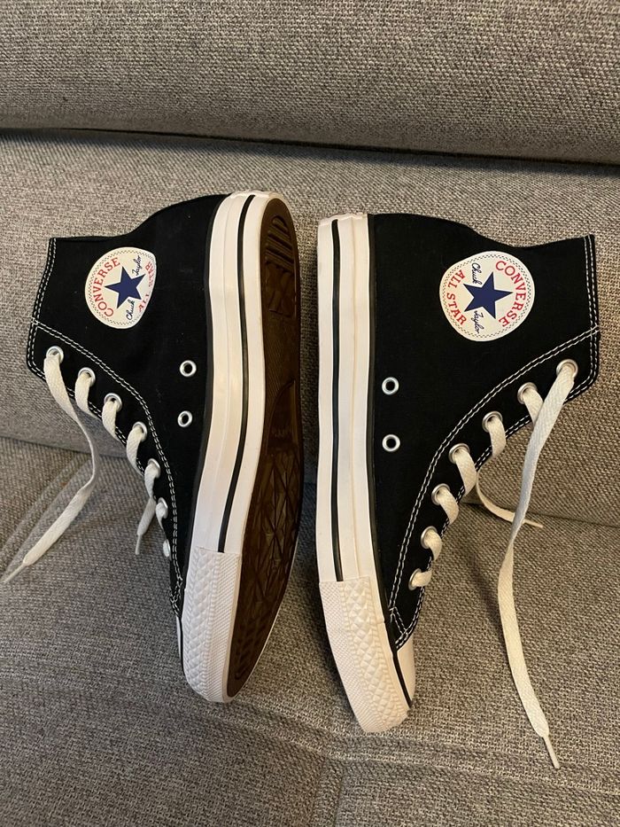 Converse noire 39 comme neuve - photo numéro 3