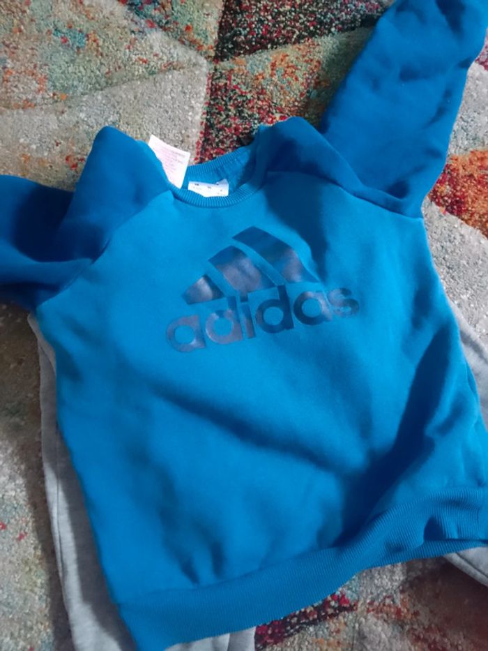 Survêtement jogging adidas 18 24 mois - photo numéro 2