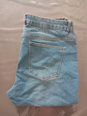 Jean élastique Gemo taille 38