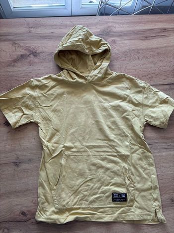T-shirt à capuche manches courtes jaune garçon taille 7-8 ans Lefties