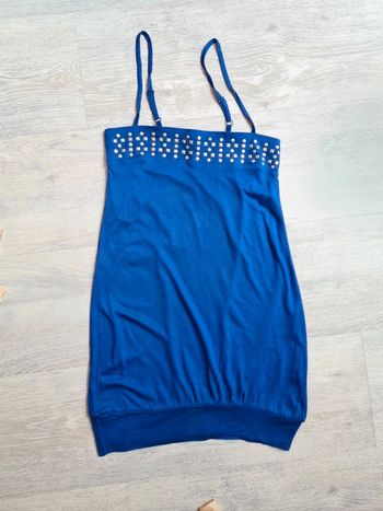Débardeur long bleu avec clous métal Jennyfer taille S mais taille petit neuf