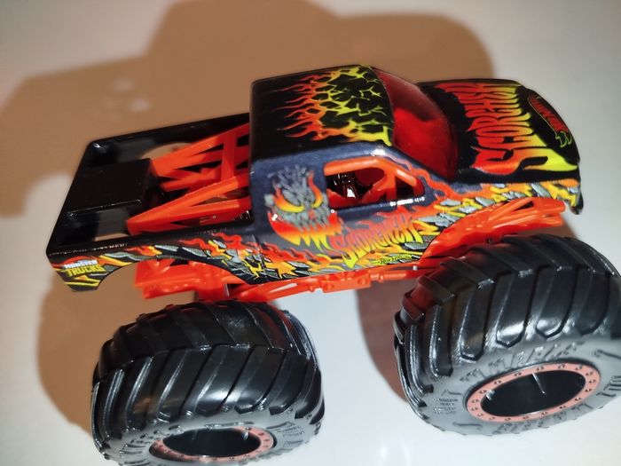 Hot Wheels Monster Truck Scorcher 2025 - photo numéro 2