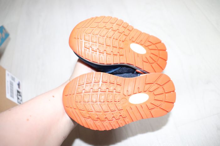 Chaussures taille 19 - photo numéro 4